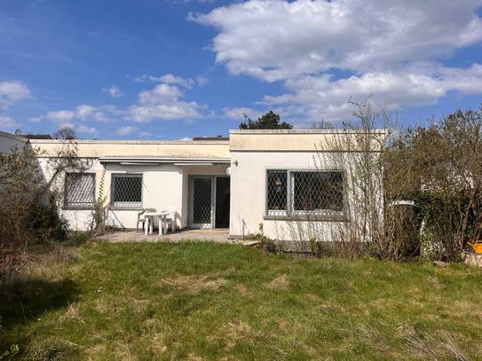 Bungalow mit Potenzial - ruhige Lage, viel Platz und Gestaltungsspielraum!