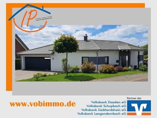 Von IPC! Neuwertiger Bungalow in ruhiger Lage von Neunkhausen!