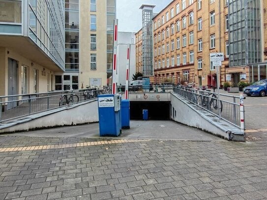 Zentraler Tiefgaragenstellplatz im Winskiez