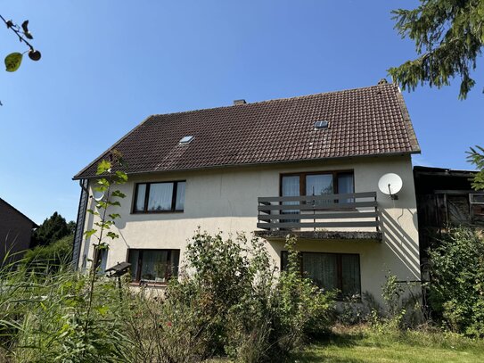 Einfamilienhaus mit Sanierungsbedarf auf großem Grundstück - Ihr Projekt zum Verwirklichen