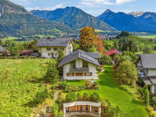 Großzügiges Einfamilienhaus in idyllischer Lage in Tiefenbach, Oberstdorf