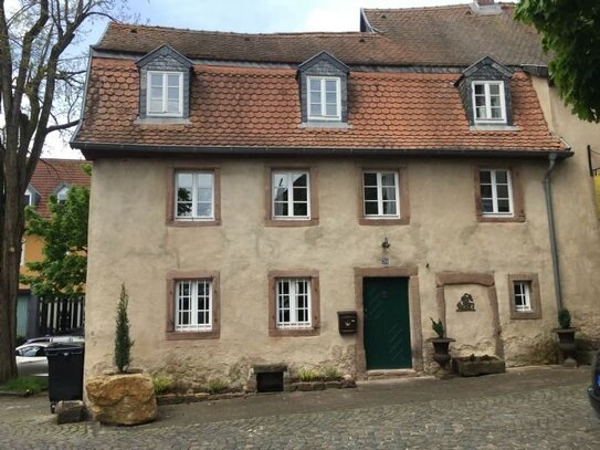 Ruhig gelegenes barockes Stadthaus in St. Wendel am Dom zu vermieten