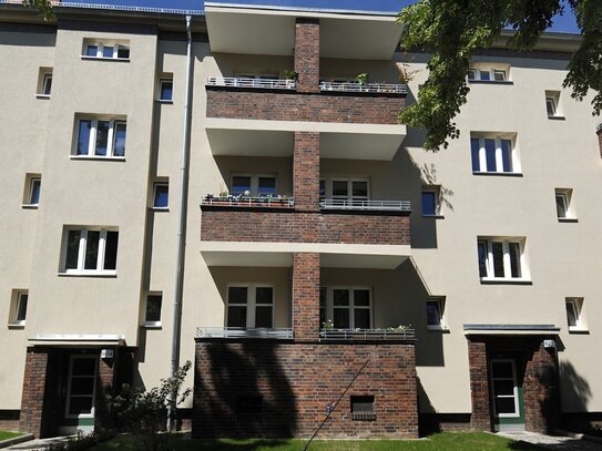 Modernisierte 2 Zimmerwohnung in Tempelhof frei!