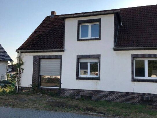 Sanierungsbedürftiges Haus für Handwerker