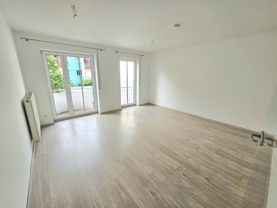 Frisch renovierte, helle 4 Zimmer Maisonette-Wohnung sucht neue Mieter