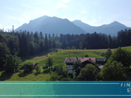 Unverbaubare Weitsicht und Bergblick, Baugrundstück für ein Mehr- oder Einfamilienhaus