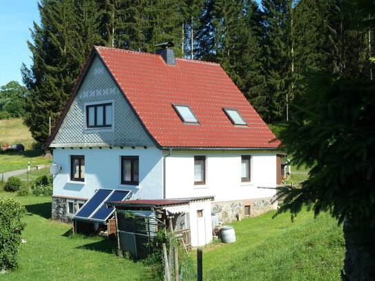 Traumhaft wohnen am Waldesrand mit herrlichem Ausblick bis in die Rhön