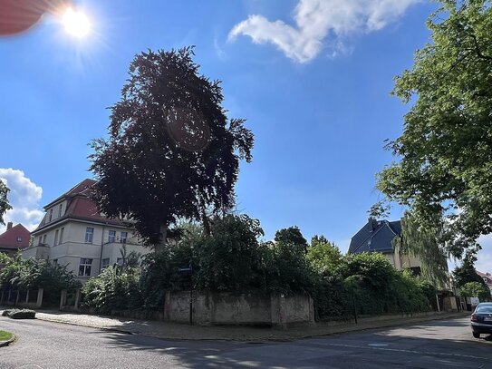 Stadtvilla für 3 Familien + Tiefgarage + Garten - ca. 600 m² WNfl. (Neubauprojekt) !