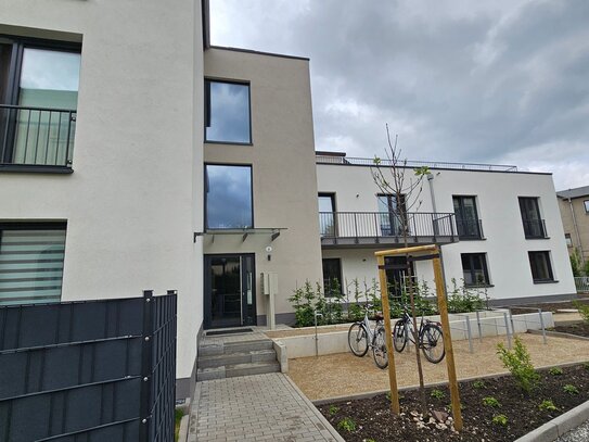 3 - Raumwohnung mit Terrasse in DD - Niedersedlitz