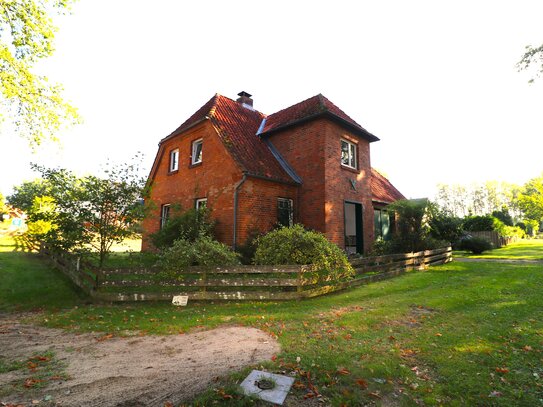 Charmantes Bauernhaus mit Einliegerwohnung und Ausbaupotential in Neetze im Landkreis Lüneburg