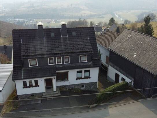 Wohnen mit Fernblick in außergewöhnlicher Lage von Bad Berleburg-Schwarzenau "Im Hüttental"