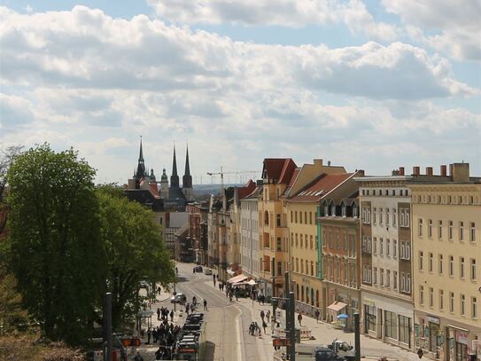 Große 2 Zimmerwohnung unweit des Steintorcampus- Einbauküche möglich!