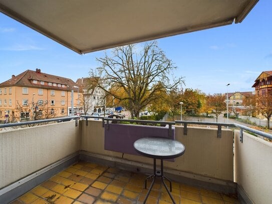 Single- oder Seniorenwohnung, gute Lage, 1 Zi. Apartment, Aufzug, Abstellraum, Balkon, TG-Stellplatz