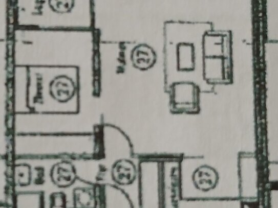 MÖBELIERTE helle, zentrale 2 Zimmerwohnung