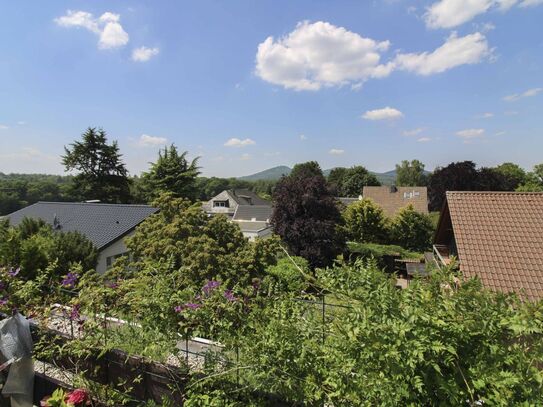 Bezugsfreies Penthouse mit Balkon und Panoramablick von der Dachterrasse!!