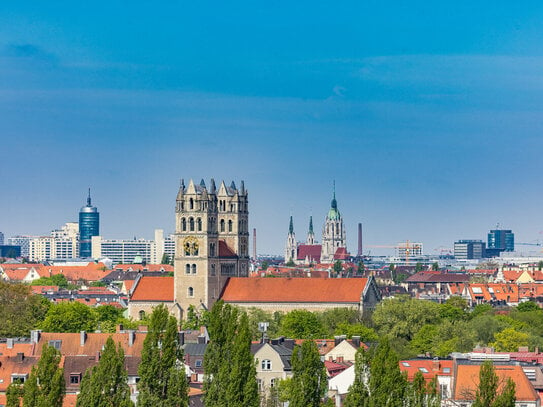 Lichterfülltes Penthouse mit Panorama-Rooftop und Concierge!