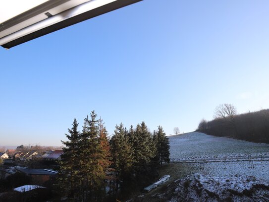 Imposanter Ausblick, Wohnen unter den Sternen mit Balkon und Dachgaube