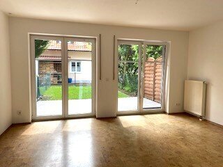 Reihenmittelhaus mit ausgebautem DG - EBK - vollunterkellert - Garage + Stellplatz - sofort verfügbar