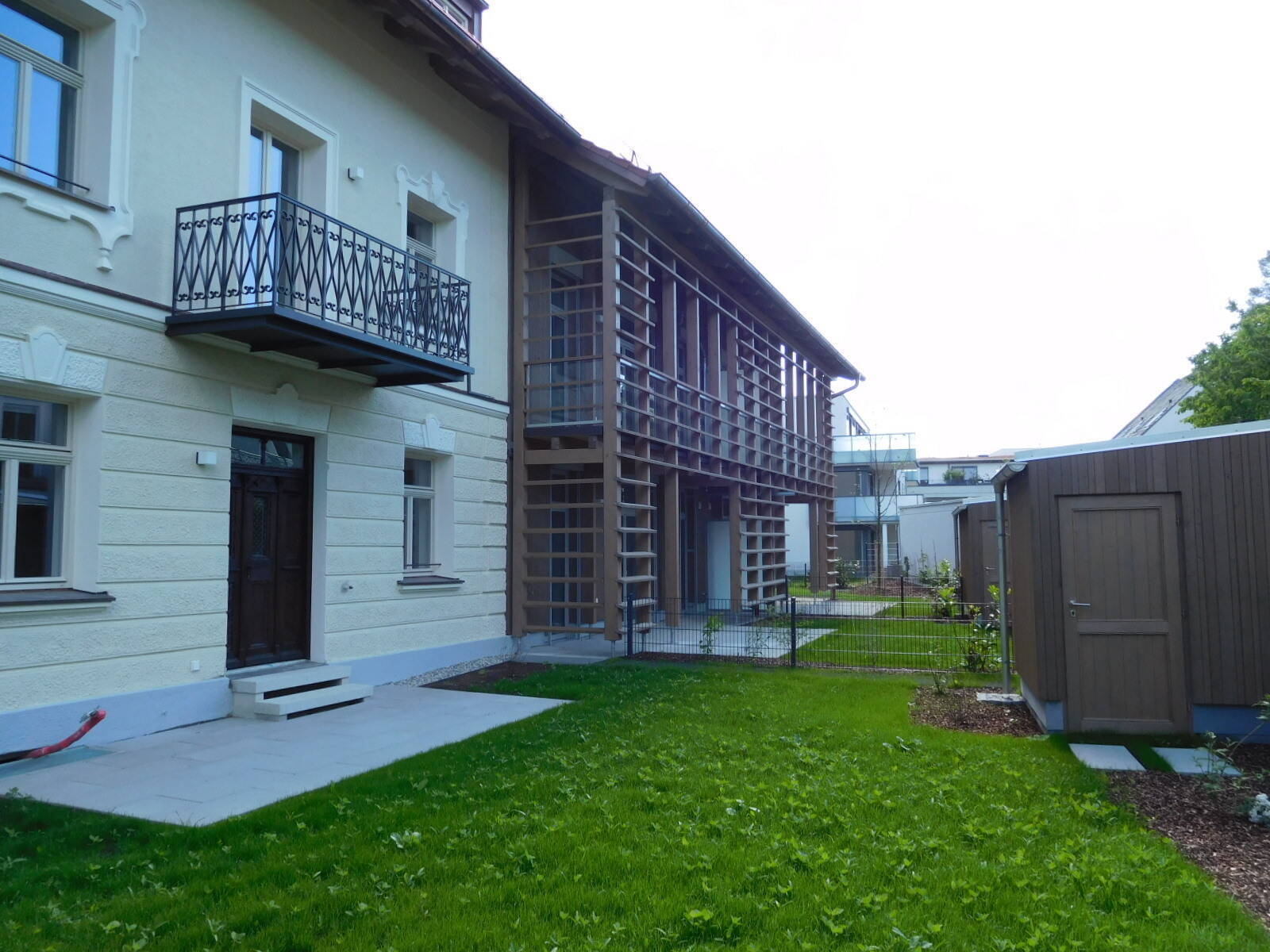 [VERKAUFT] moderne, hochwertige Eigentumswohnung mit Garten in Bogenhausen-Oberföhring, München