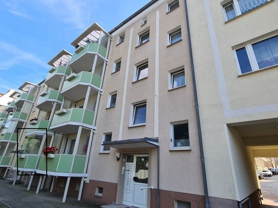 Zeitz- Eigennutzung oder Anlage, 3 Zimmer, Balkon und Tageslichtbad