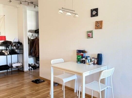 Charmante 2-Zimmer-Wohnung mit Balkon & Garage - Kapitalanlage oder Eigenheim in Top-Lage!