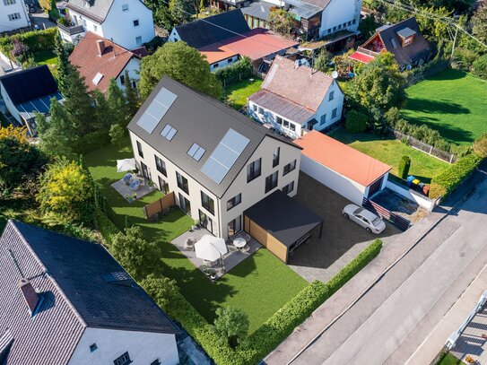 *NEUBAU* Großzügige Doppelhaushälfte mit Süd-Ost-Garten in ruhiger Lage in Friedberg-West!