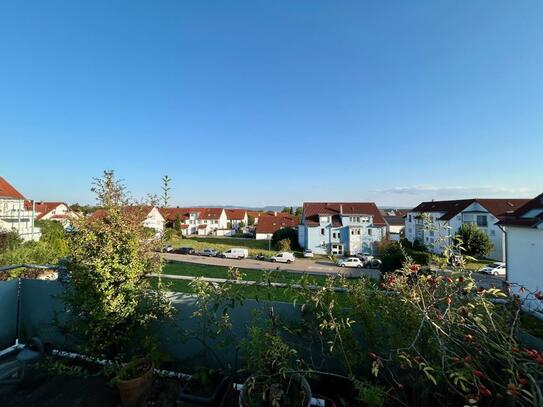 Wohnen auf 2. Etagen! Attraktive 5 Zimmer-Maisonettewohnung mit tollem Blick!