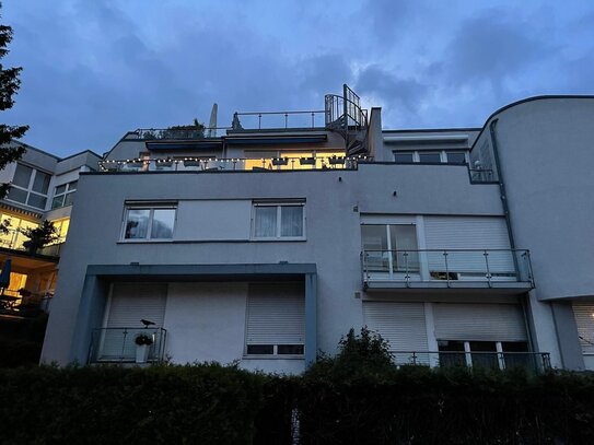 tolle 3-Zimmer-Maisonette-Wohnung m. Dachterrasse in Baden-Baden