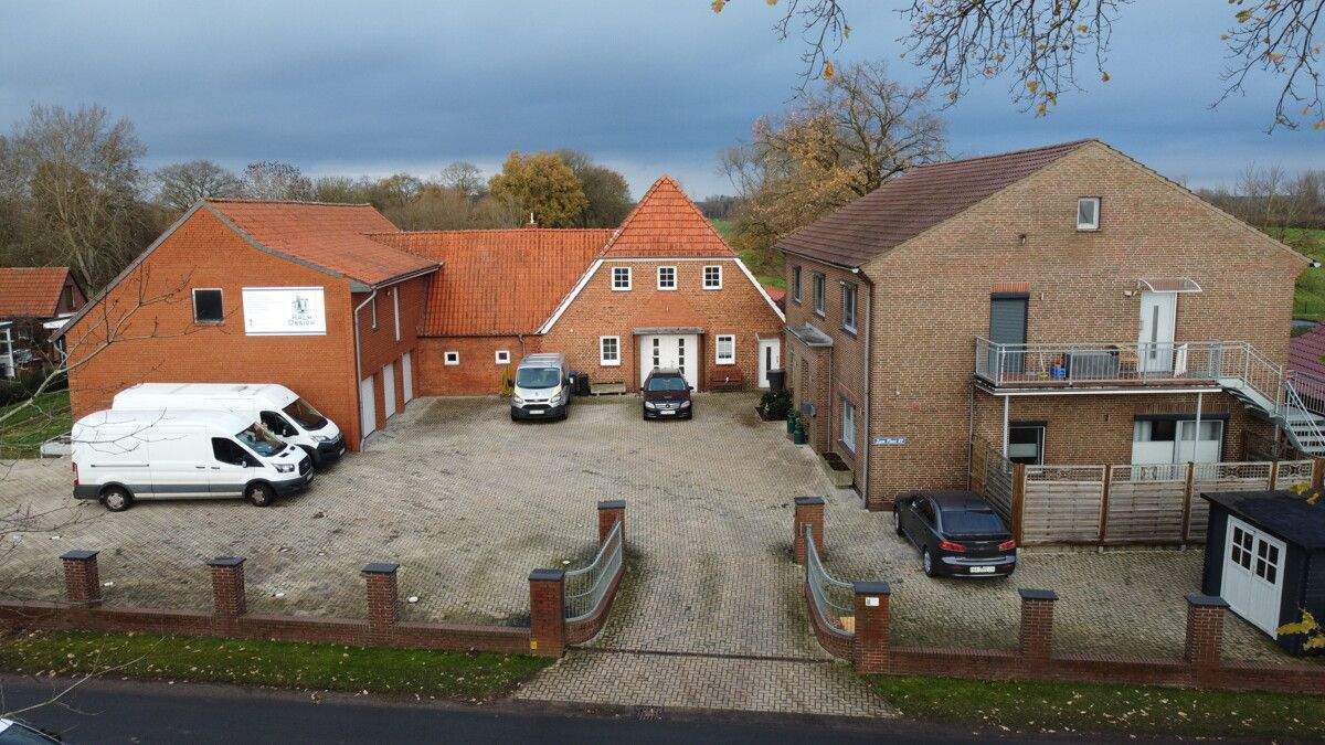 Immobilie in Thedinghausen - Preis reduziert---Arbeiten & Wohnen im modernen Mehrgenerationenhaus - Großer Hof mit 3 Gebäuden - Bild 0