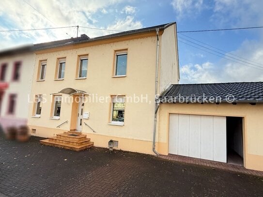 Besseringen - Doppelhaushälfte OHNE Garten - 8 ZKB - 200 m² Wfl. - Garage - umfangreich renoviert