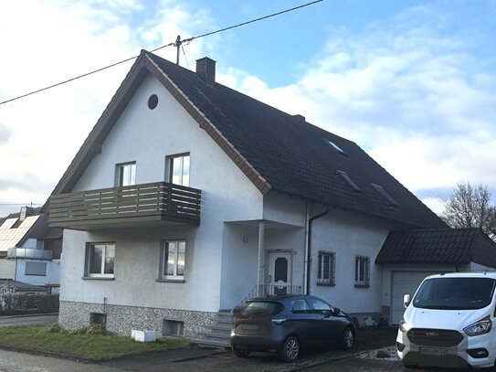 Ein-Zweifamilienhaus mit viel potential in Lebach- Steinbach