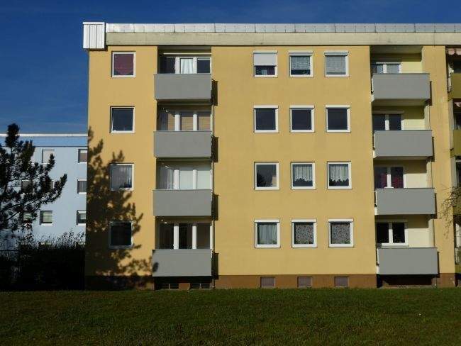                                                               Lichtdurchflutete 4-Zimmer-Wohnung in absolut ruhiger Wohnlage am F&uuml;rstenschlag&hellip;                                                       in Altdorf (Landshut)
