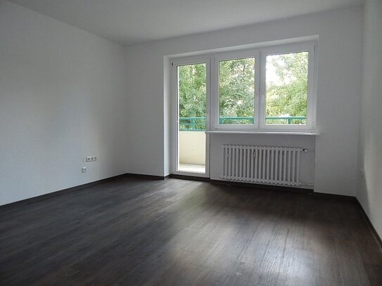 3-Zimmer-Wohnung mit Balkon und renoviert