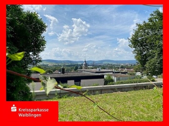 Bungalow mit großem Grundstück: Über Großheppach wohnen und leben!