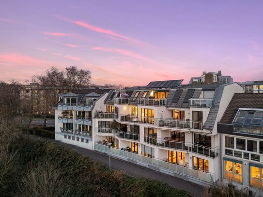 Design trifft Aussicht - Stilvolle Maisonette mit Blick auf den Rhein!