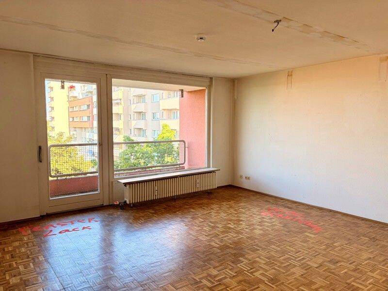 !!! WBS erforderlich !!! ansprechende 2-Zimmer-Wohnung mit großem Balkon - Photo 1
