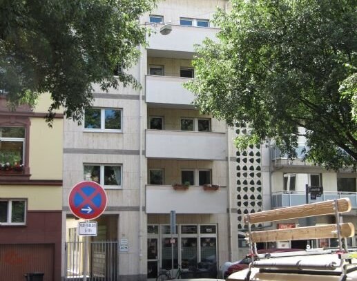 Moderne 2- Zimmer Wohnung in ruhiger Nordendlage