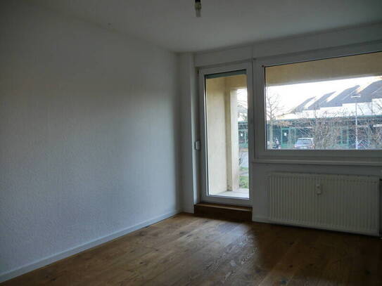 ?Schöne 2-Zimmer-Wohnung mit Tageslichtbad und Terrasse in Maintal-Bischofsheim zu vermieten