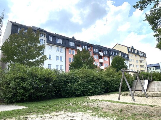 2-Raum-Whg. mit Fahrstuhl, Süd-Balkon u. TG-Stpl. in zentrumsnaher Lage! Vermietet!