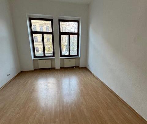 Preiswerte sonnige 2 -R-Wohnung.in MD.- Stadtfeld- Ost, ca.55 m² im 1.OG zu vermieten !