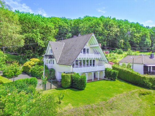 Natur pur! Außergewöhnliches Anwesen auf traumhaftem Areal mit ca. 4.200 m² Grundstück!