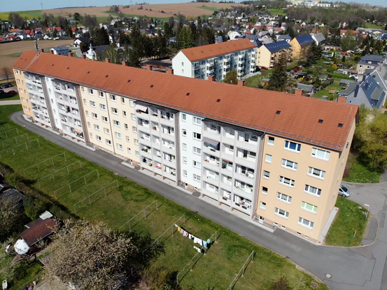 Schöne sanierte Drei-Raum-Wohnung in ruhiger Lage mit Balkon Chemnitz-Neukirchen zu vermieten