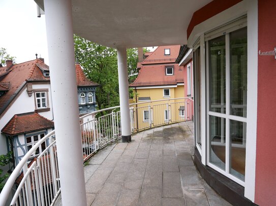 Großzügige & exklusive & 5-Zimmer Etagenwohnung (neue Einbauküche, großer Balkon, Aufzug, 3.OG, 2x TG) in Gärten h. d.…