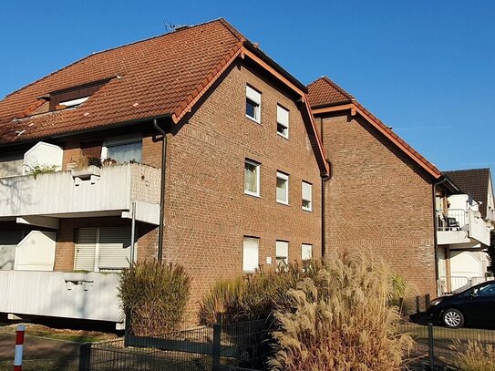 Ein-Raum-Apartment mit Balkon