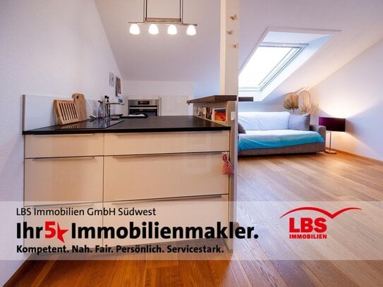 Charmante 2-Zimmer-Dachgeschosswohnung - Gepflegt, vermietet und ideal gelegen!