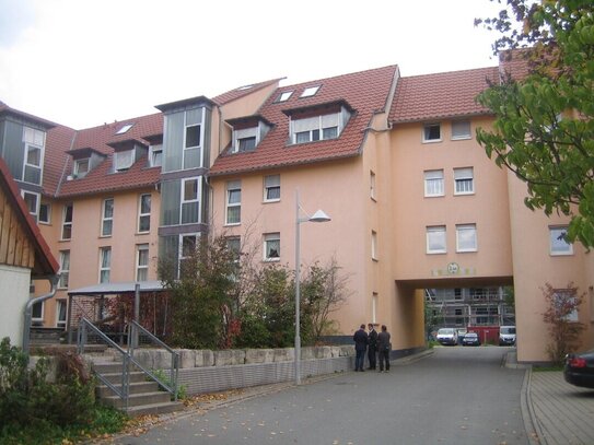 Großzügige 4- Zimmer Maisonette Wohnung in Nürnberg! Nur Mit WBS Stufe II!Bitte laden Sie den WBS in Ihrem Profil hoch!