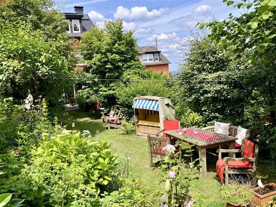 Toplage Hopscheider Berg: Grün, ruhig, kinderfreundlich, 5 Z, 2 Bäder, G-WC, Garten, Garage+Stellpl.