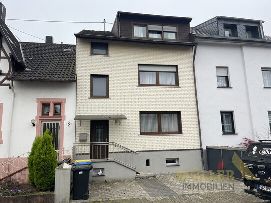 Einfamilienhaus mit kleinem Garten, Balkon und Terrasse - ideal für große Familien