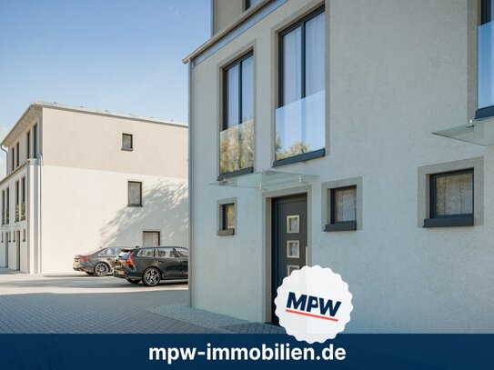 Elegante Townhouses: Nachhaltigkeit trifft auf Komfort und Design