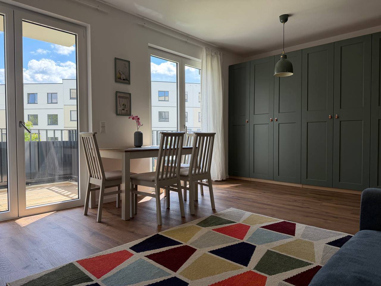 Ankommen statt organisieren: möblierte 2-Zimmer-Wohnung im Neubau - Photo 1